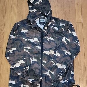 Beautiful Giant Camouflage Windbreaker